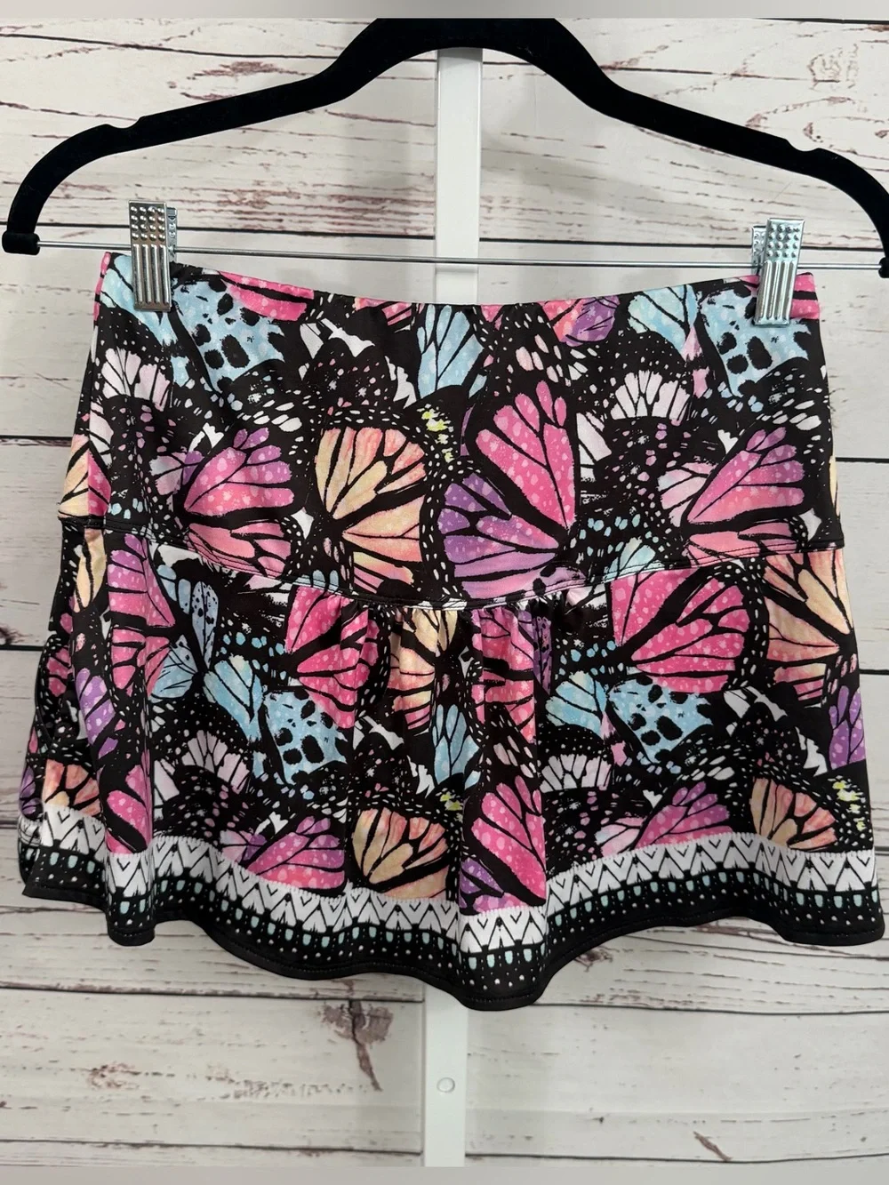 Lucky in Love Flutter Pleat Butterfly Print Black Blue Pink Skort Size Small